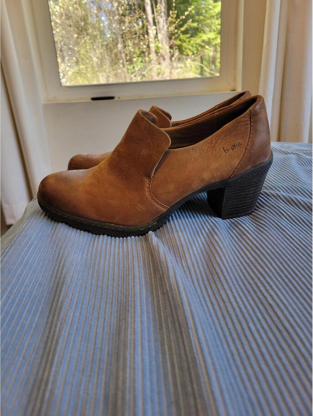 b.o.c. Brown Leather Heeled Shoes